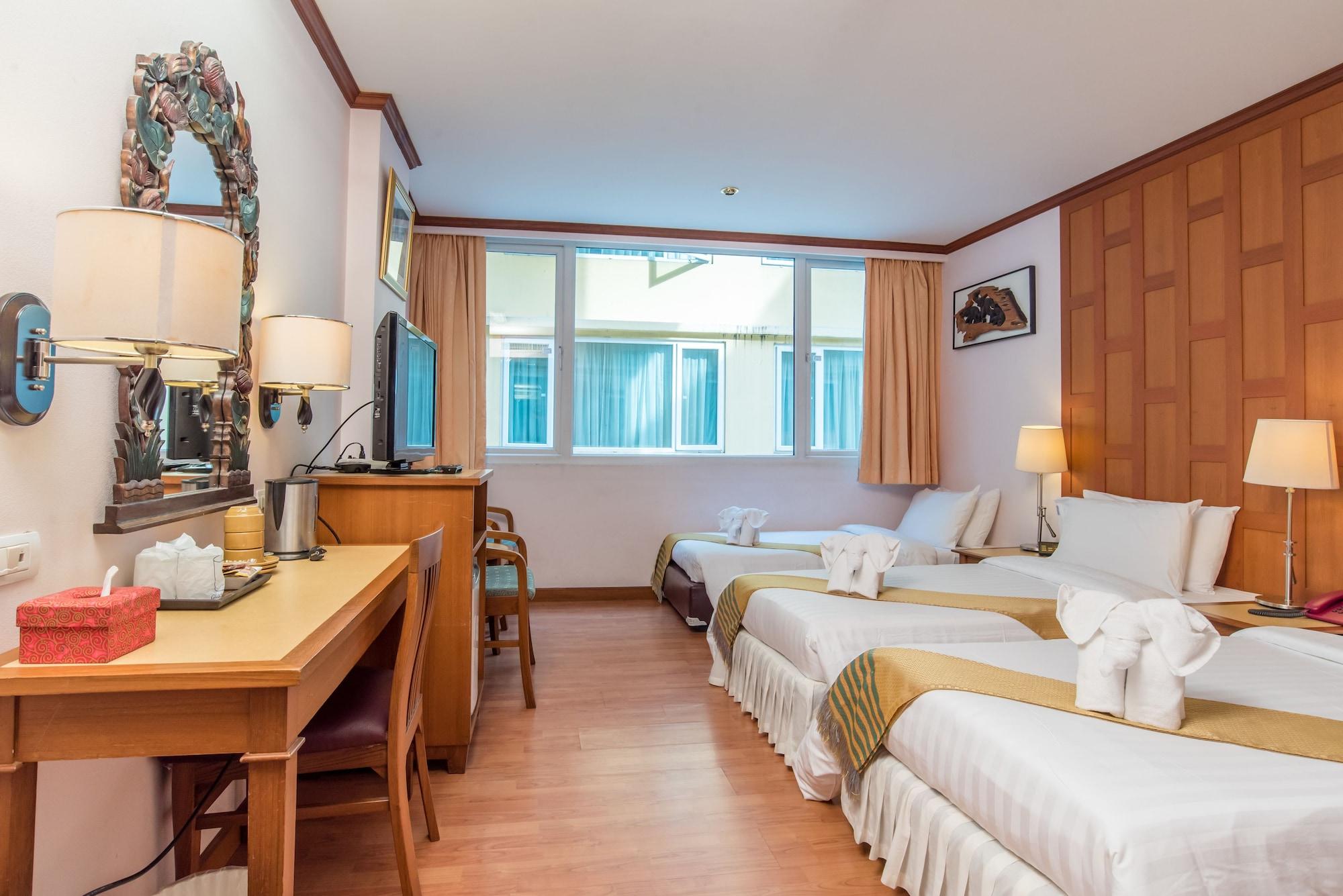 New Siam Riverside Bangkok Bagian luar foto