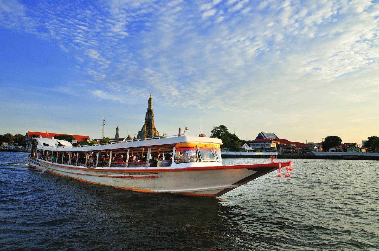New Siam Riverside Bangkok Bagian luar foto